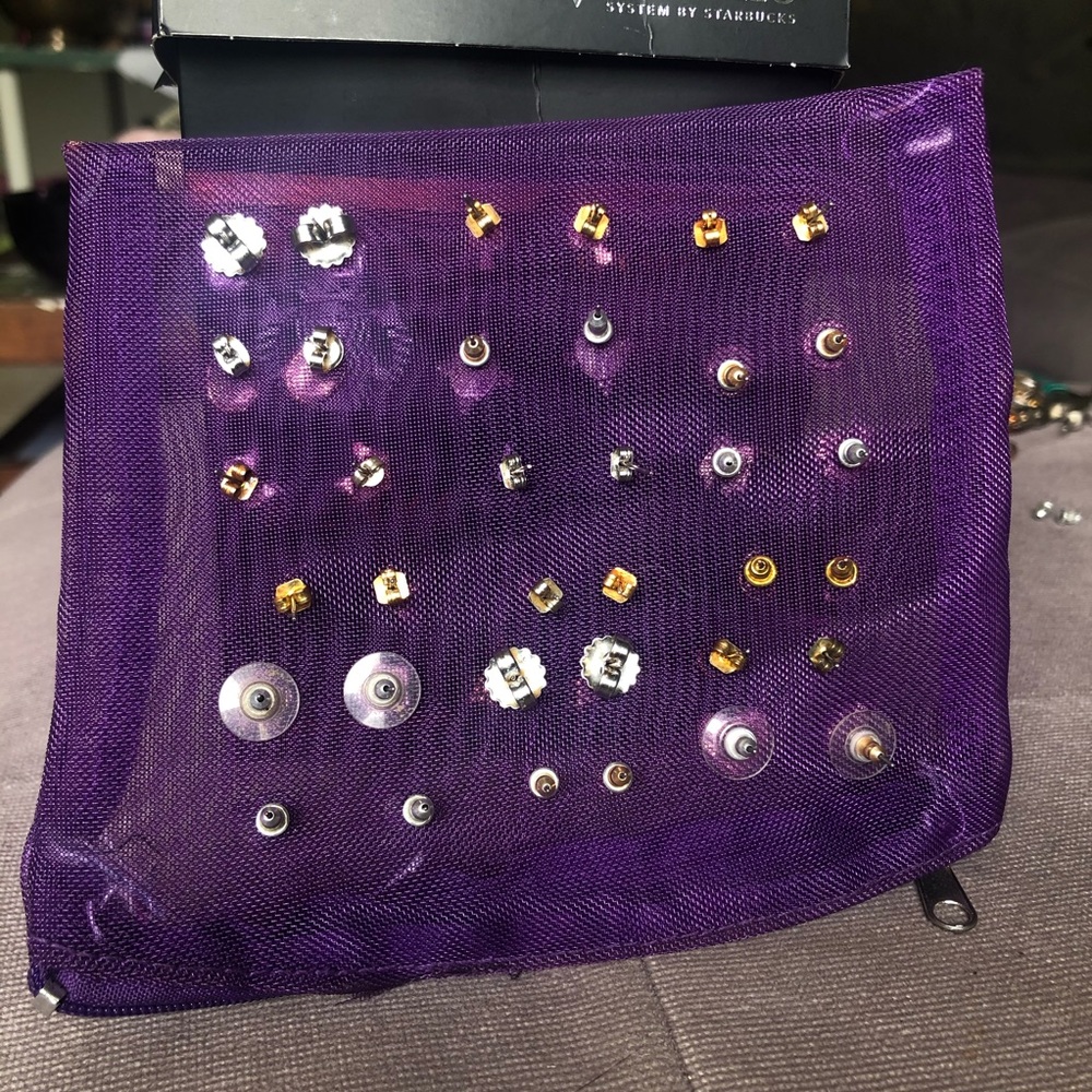 Stud Earring Collection - Picture 6 of 6